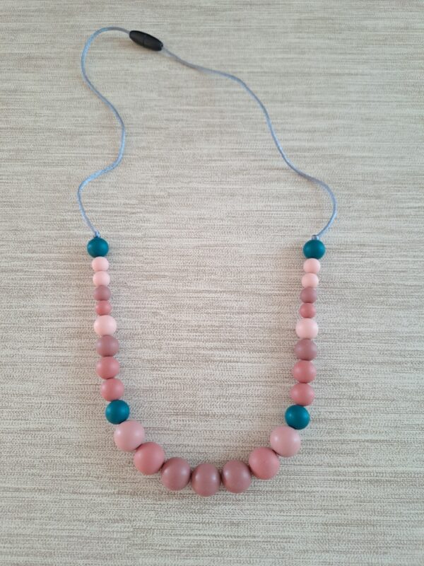 1-18 (2) Collier d'allaitement, de portage et de dentition.