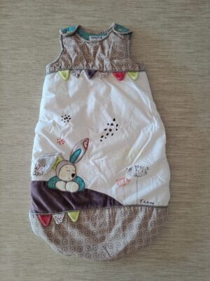 20-62 (1) Gigoteuse- 0 à 6 mois