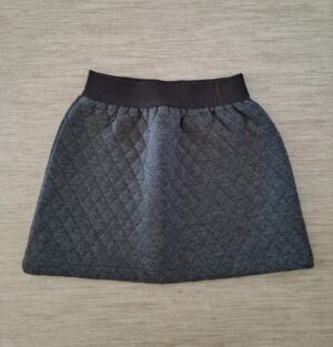 70-176 (1) Jupe - 6 ans