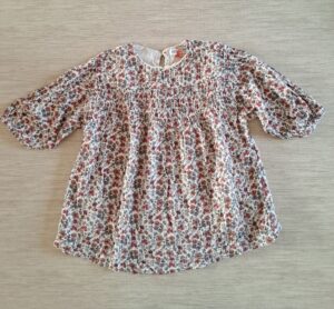 91-59 (1) Robe - 24 mois