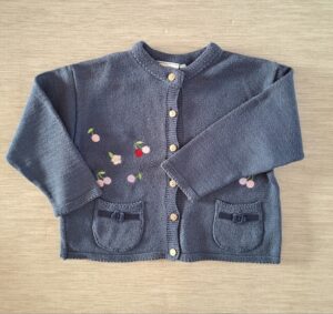 117-8 (1) Gilet - 6 ans